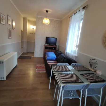 Nighthost- Trzebnicka 56 Apartman Wrocław